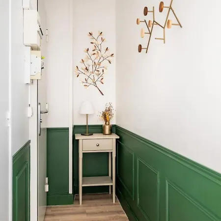 Charming - Sleeps 3 Boulogne-Billancourt